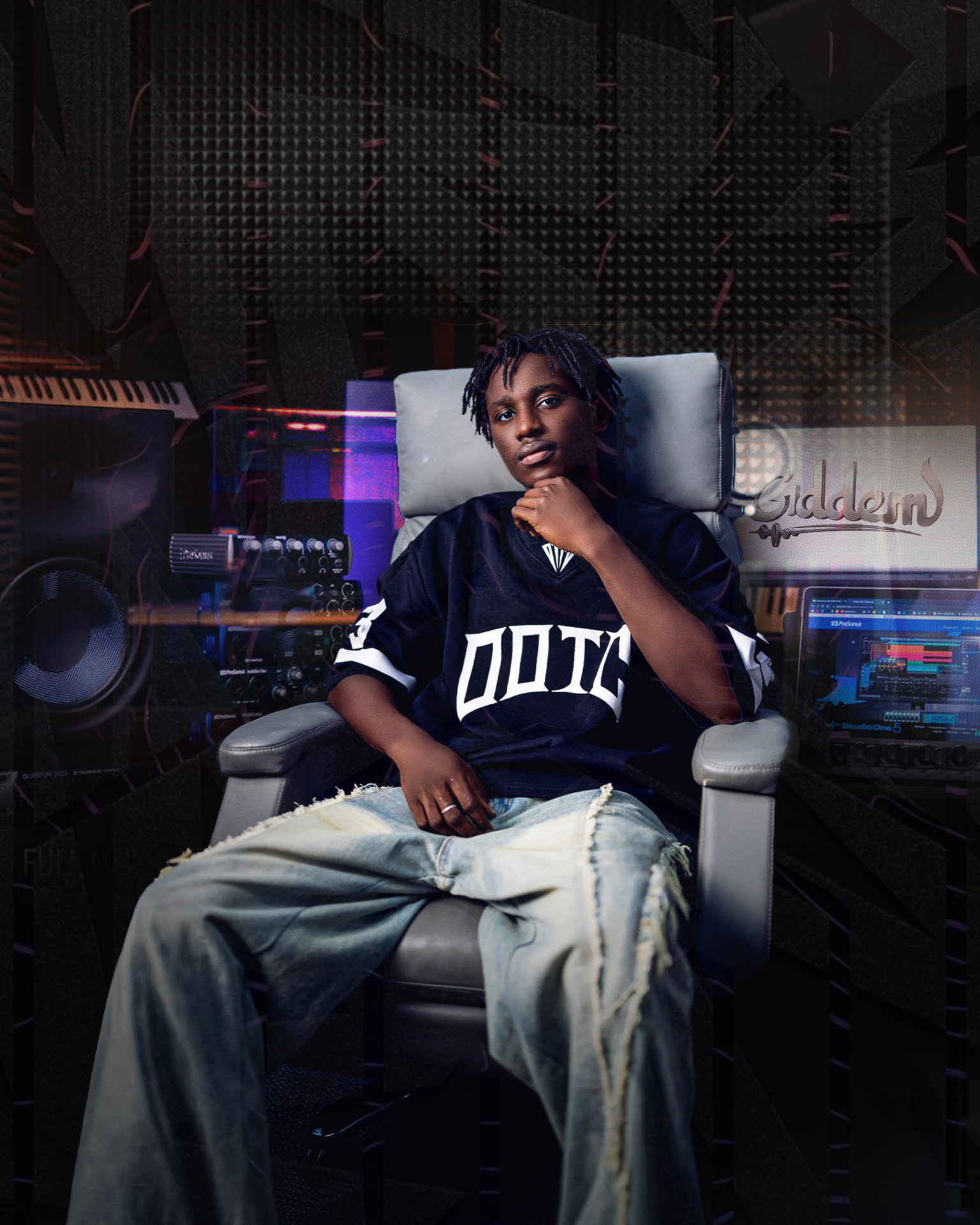 GIDDEM in the studio